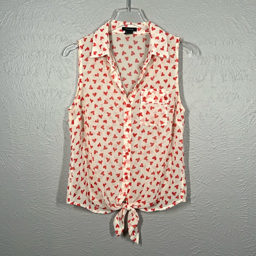 Timing Red Heart Print Sheer Button Up Knot Tie Tank Top Women's Size Me…